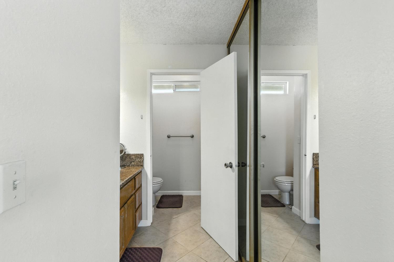 Detail Gallery Image 30 of 38 For 3347 Calico Ct, Sacramento,  CA 95826 - 4 Beds | 2/1 Baths