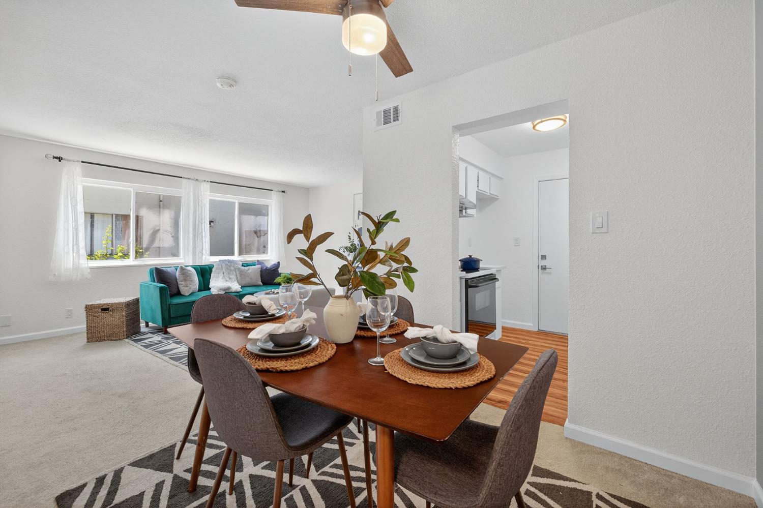 Detail Gallery Image 15 of 49 For 1447 Del Rio Cir #C,  Concord,  CA 94518 - 2 Beds | 1 Baths