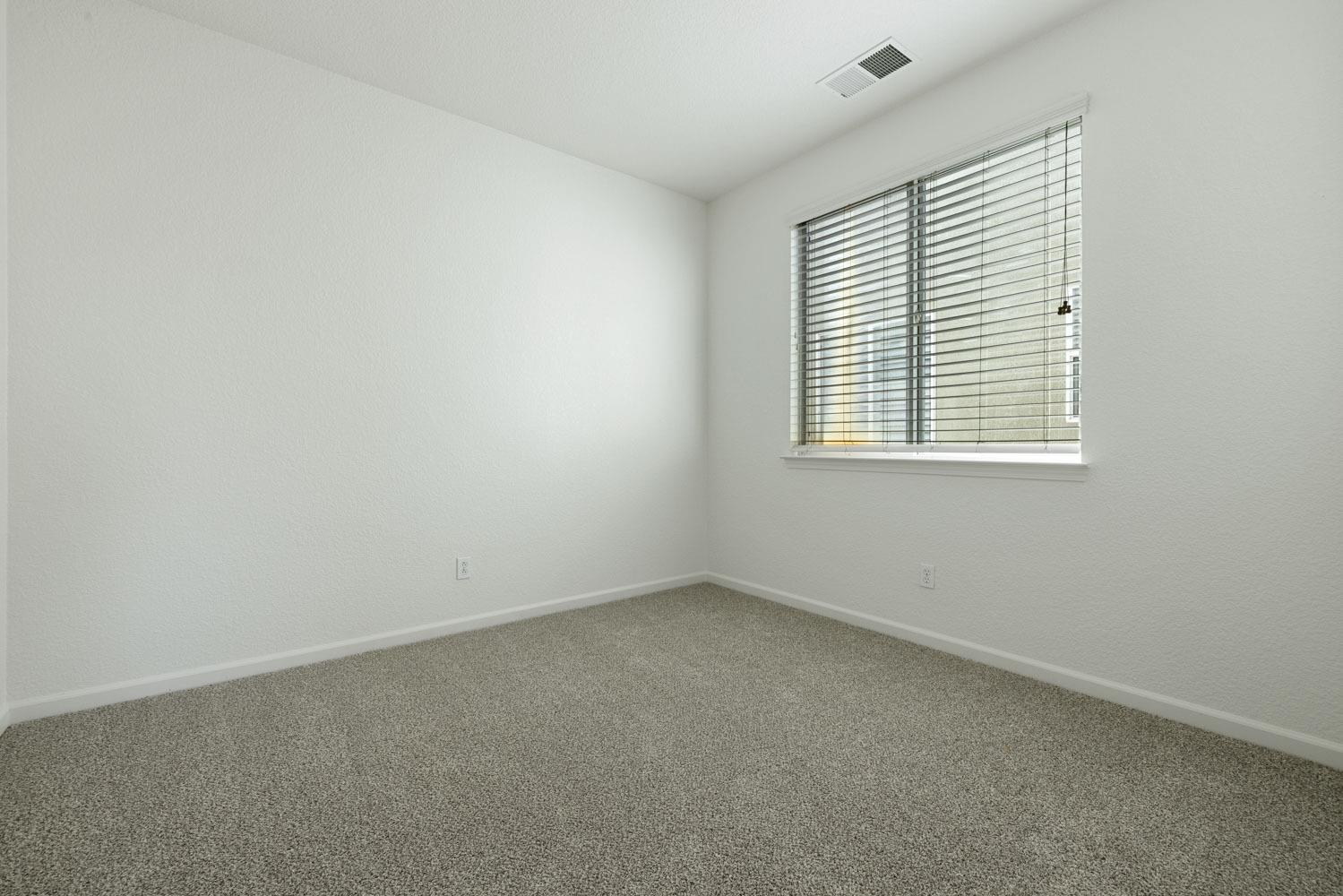 Detail Gallery Image 31 of 51 For 2905 Amir Pl, Modesto,  CA 95355 - 5 Beds | 2/1 Baths