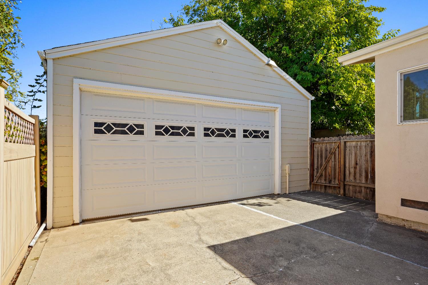 63Rd Street, Sacramento, CA, 95817-2613