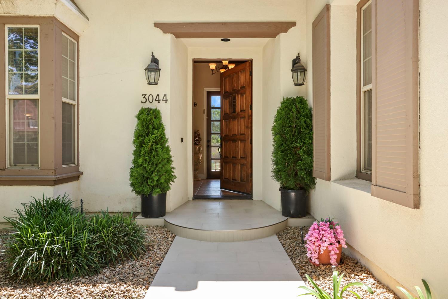 3044 Redbridge Road