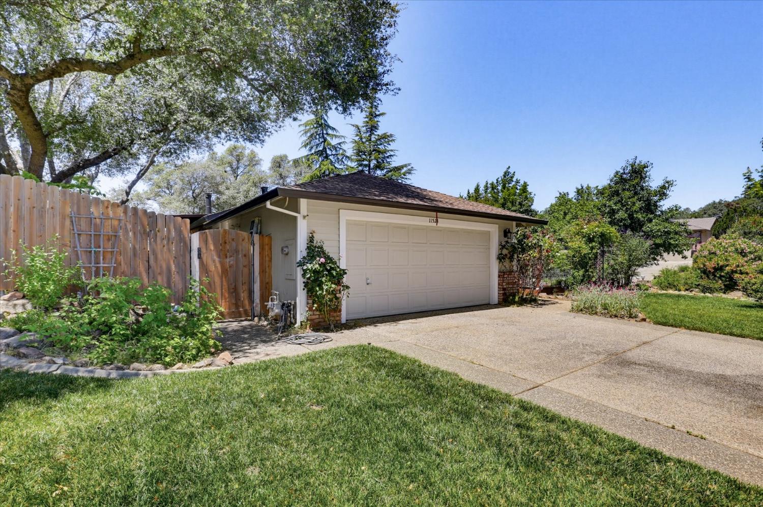11524 Sherwood Way