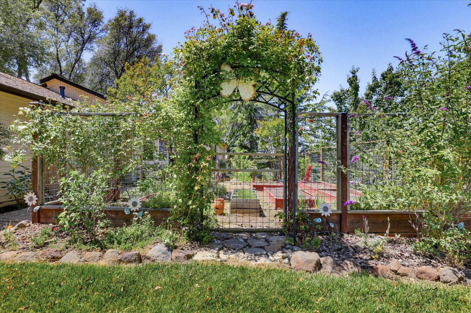 11524 Sherwood Way