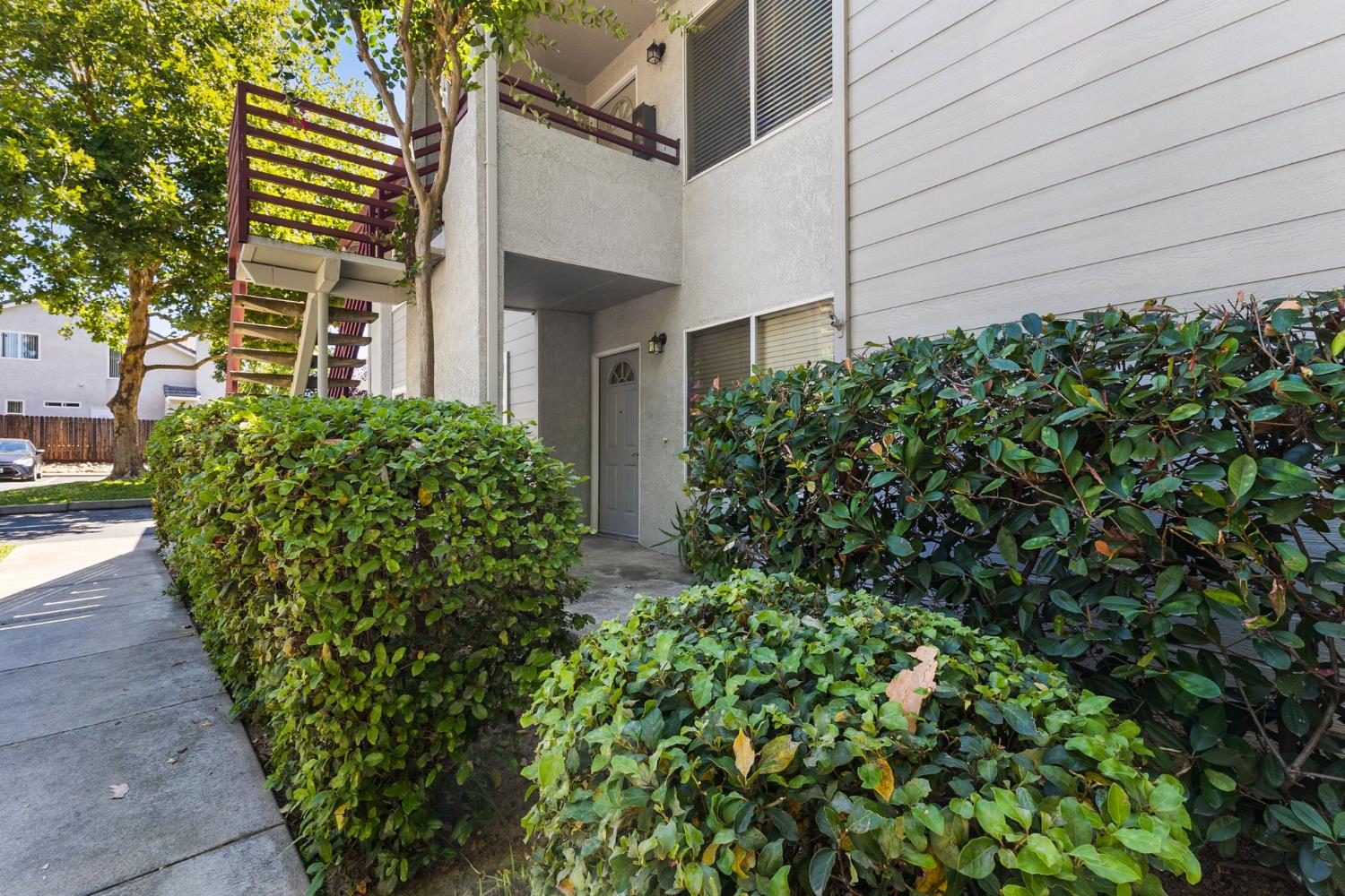4900 Dover Lane 1309