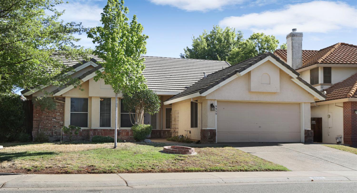 9459 Lockeridge