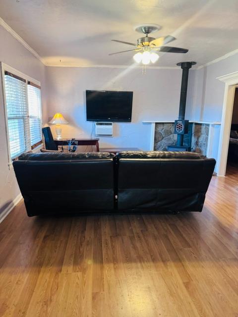 561202018_dc1ec712-3b02-44f1-947f-2aee46434081.jpg