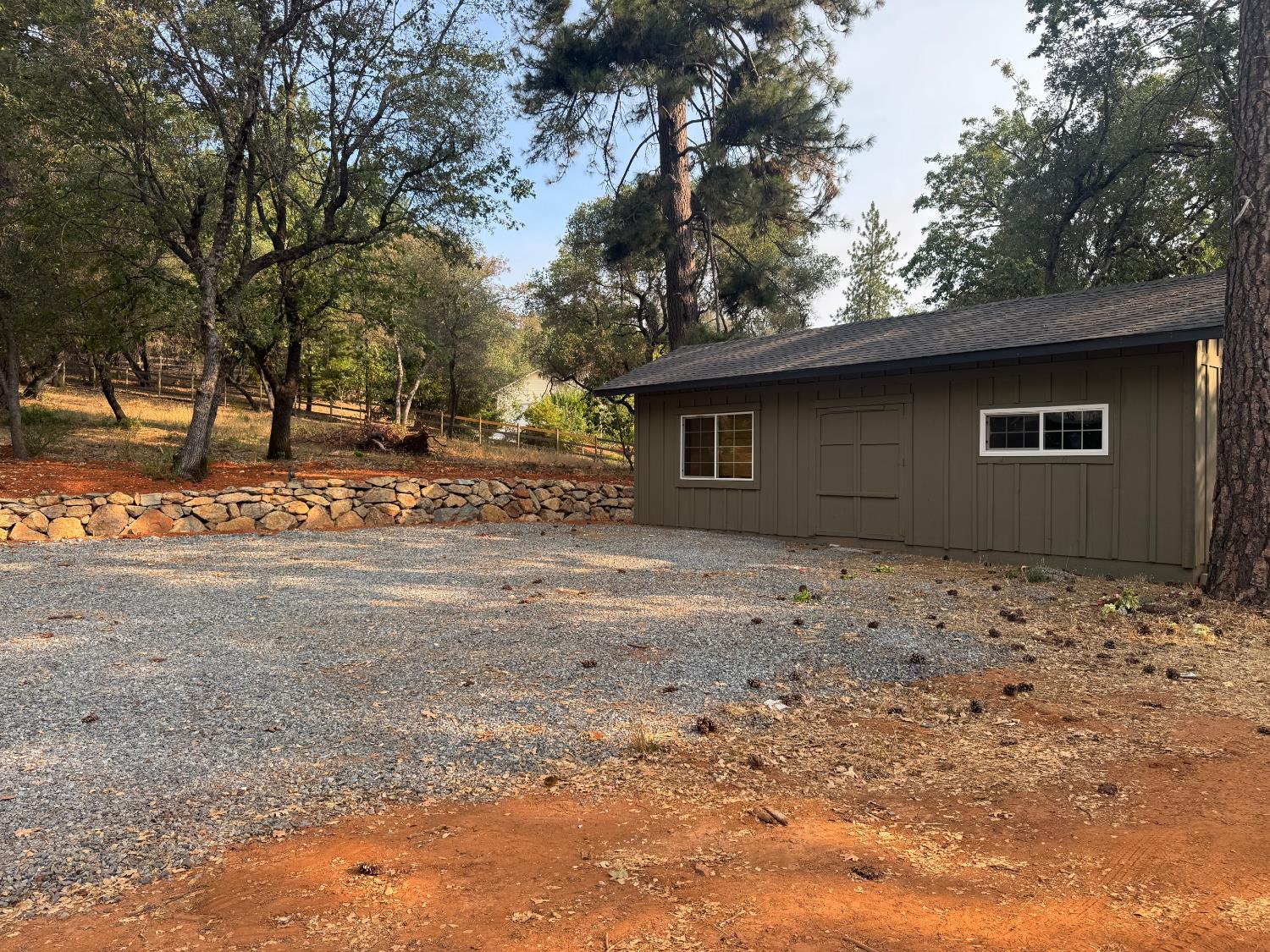 3311 Cascade Trail