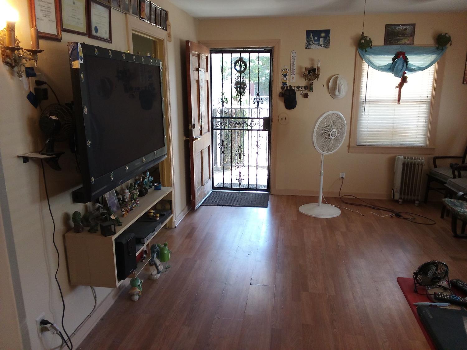 407 Thrasher Avenue