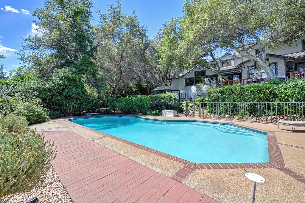 3250 Niegel Estates Drive