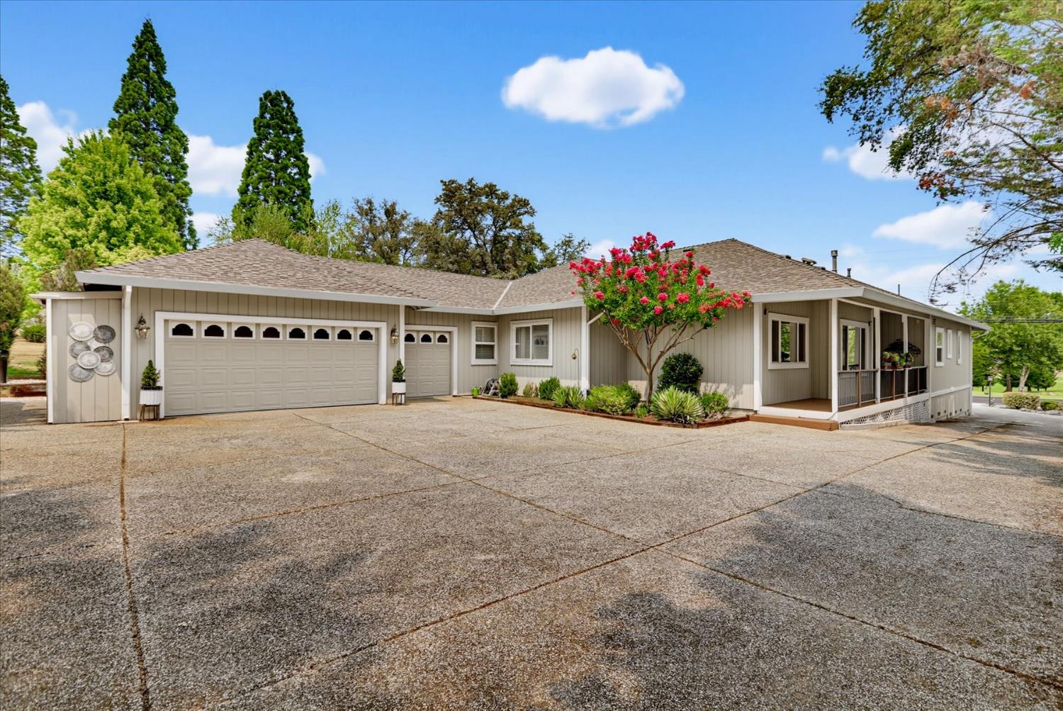 18853 Lake Forest Drive