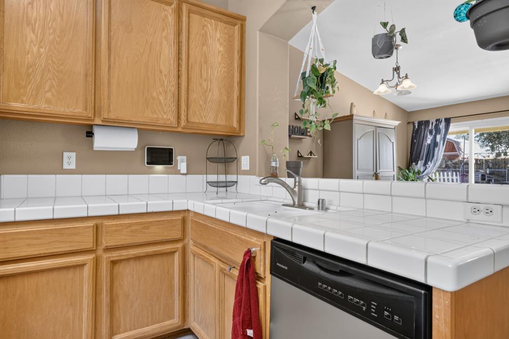 561206818_4271b7be-e06d-4d75-a440-23351787a048.jpg