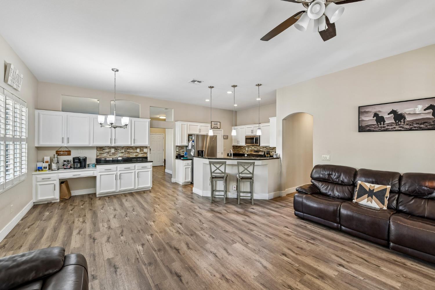 9656 Holly Glen Way