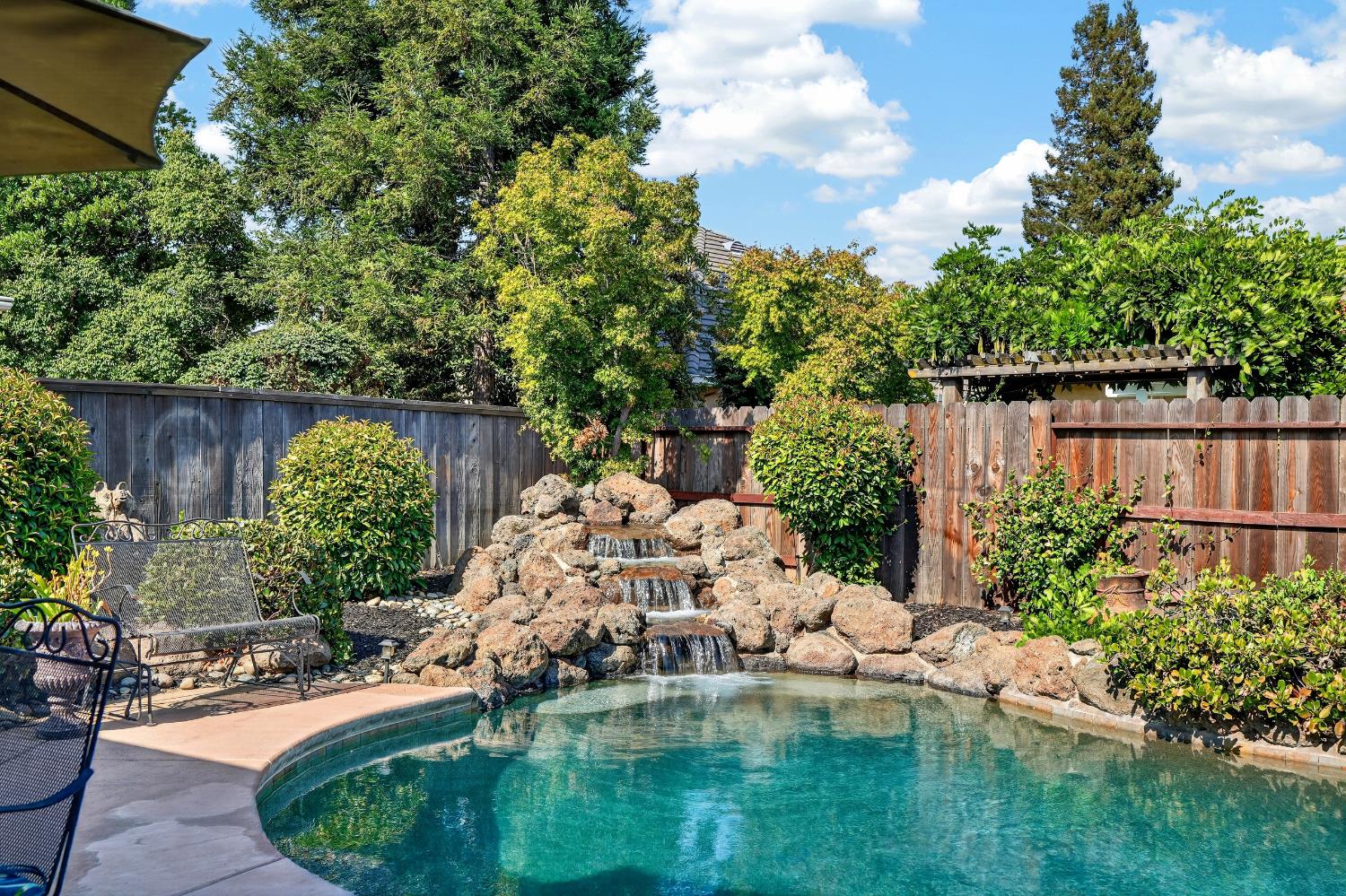 1116 Bridgetowne Drive