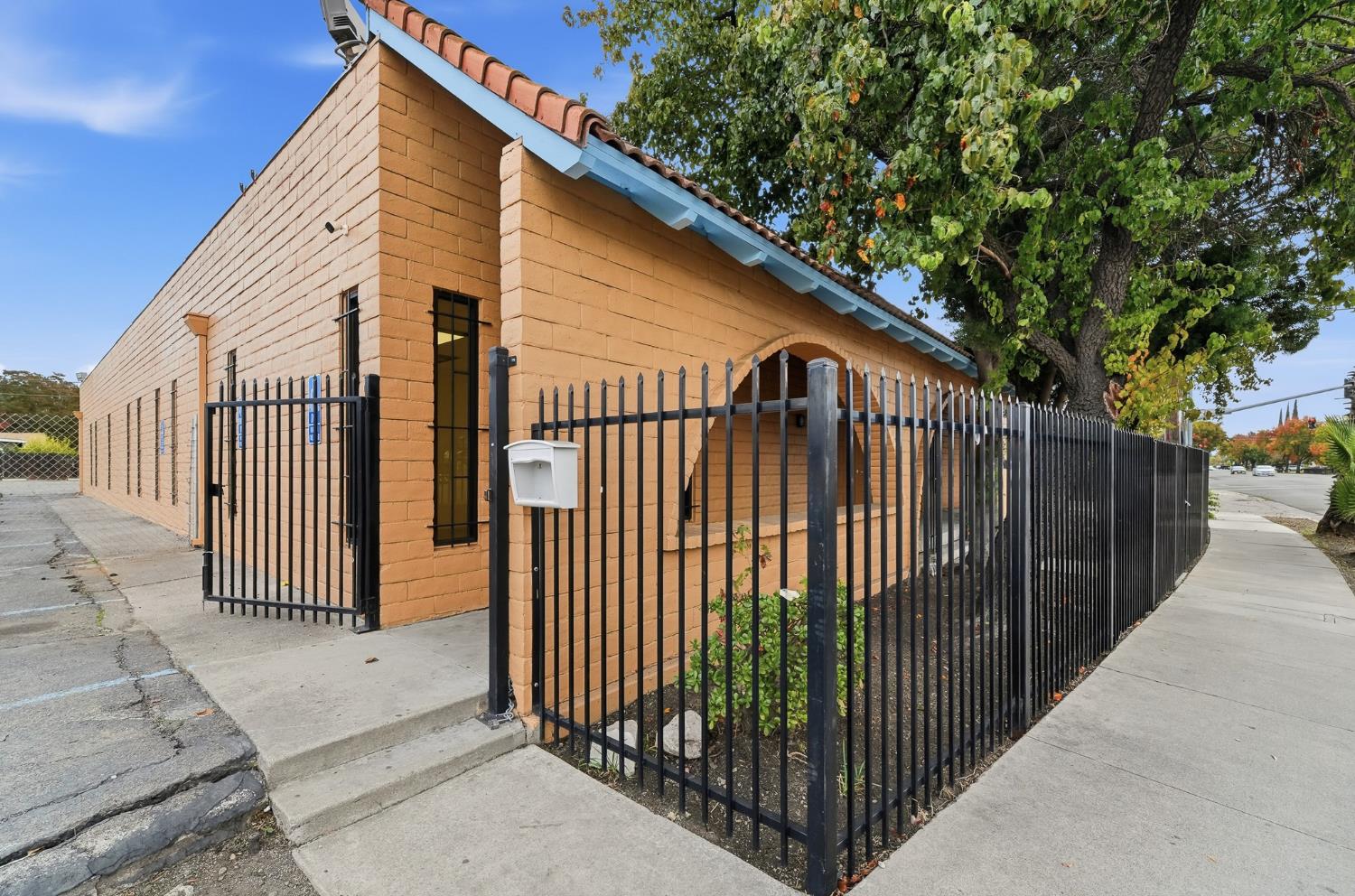 Property Photo 3