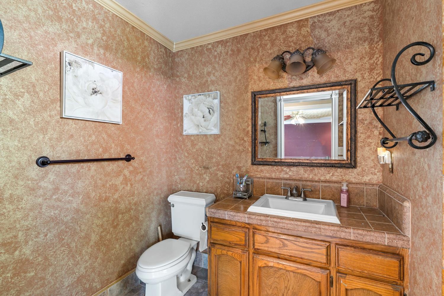 561201231_5cdca390-f66d-4561-821b-7a1db7bed45d.jpg