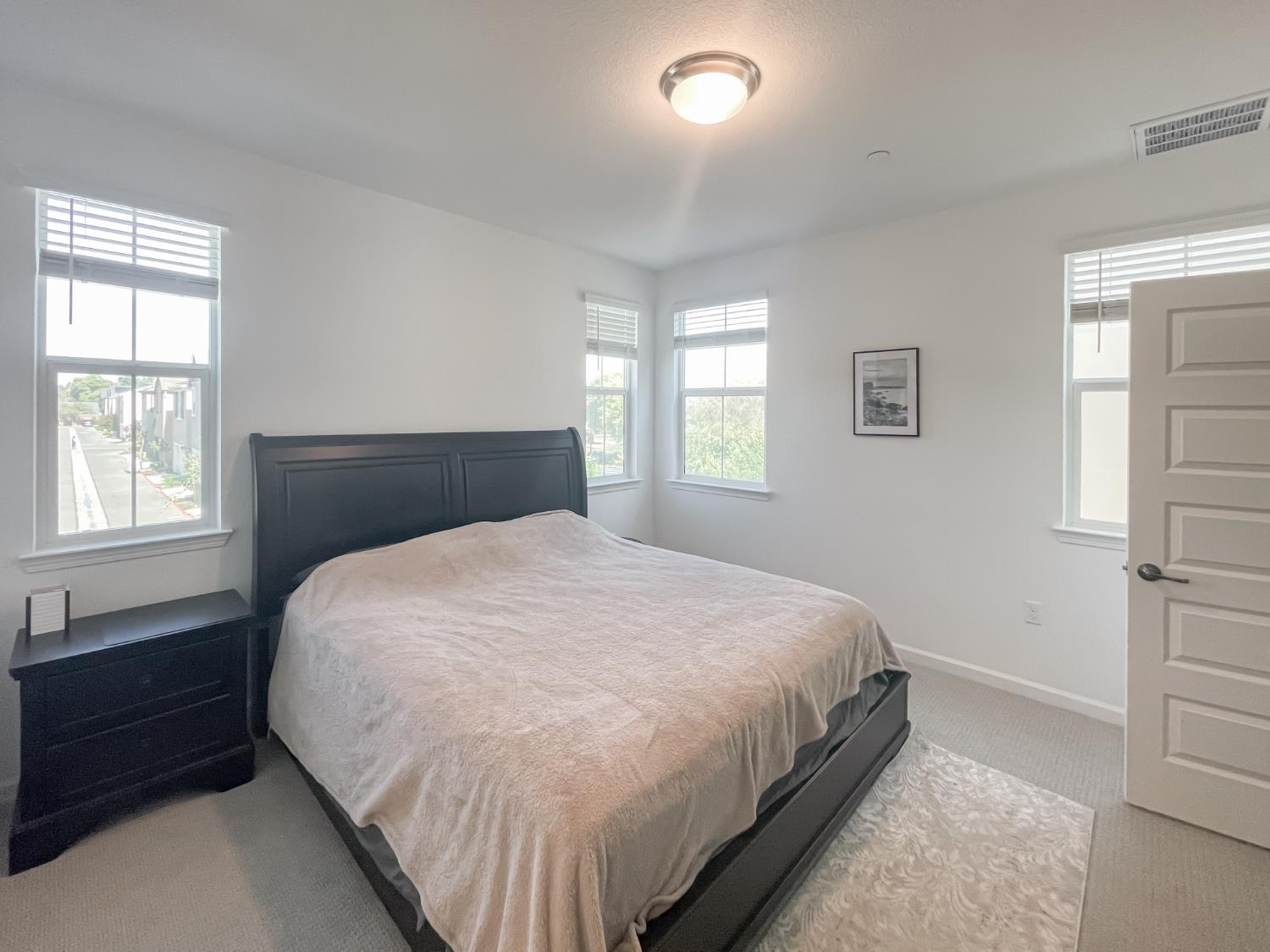 1383 Hadley Drive
