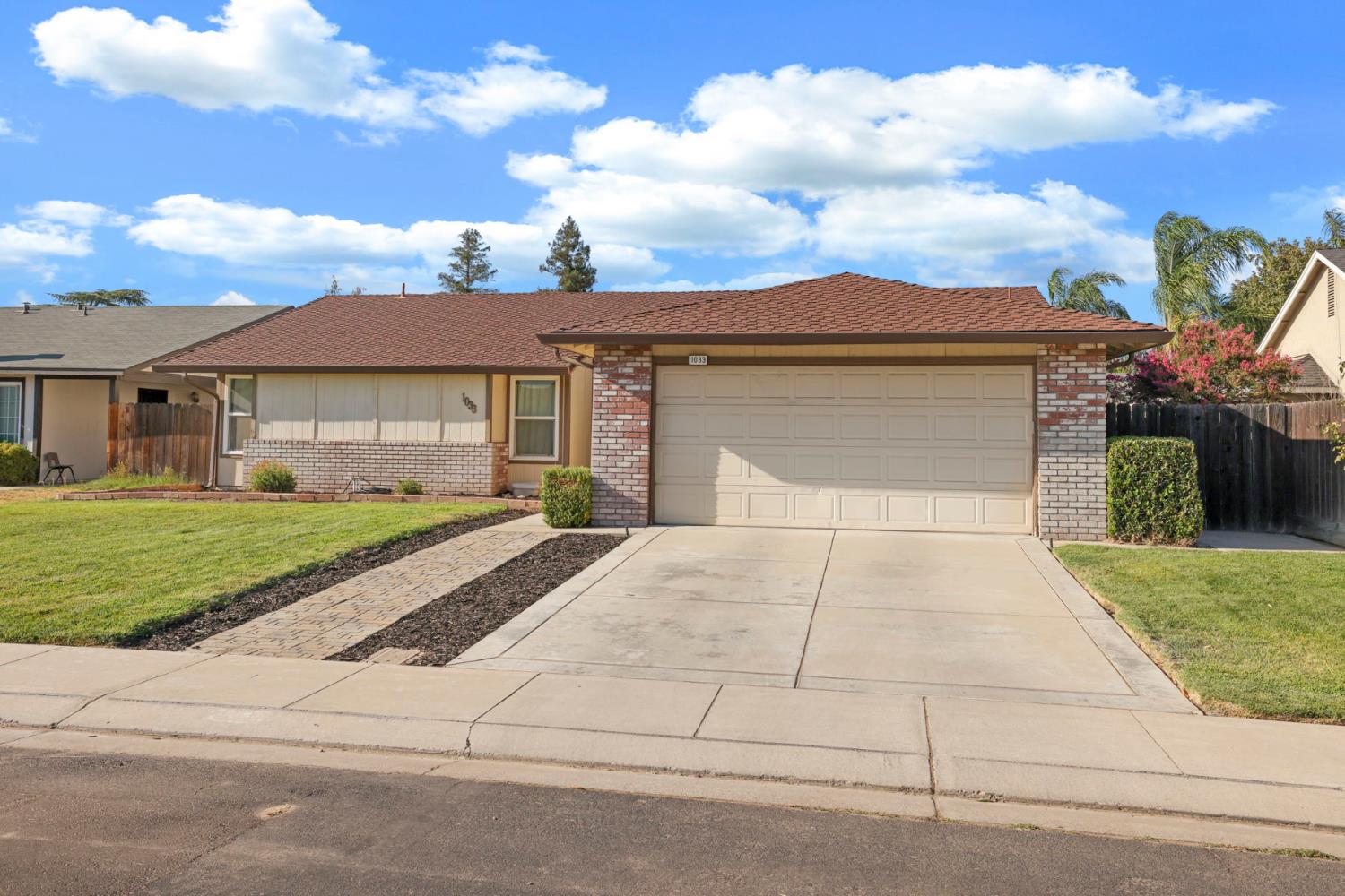 1033 Pepperwood Drive