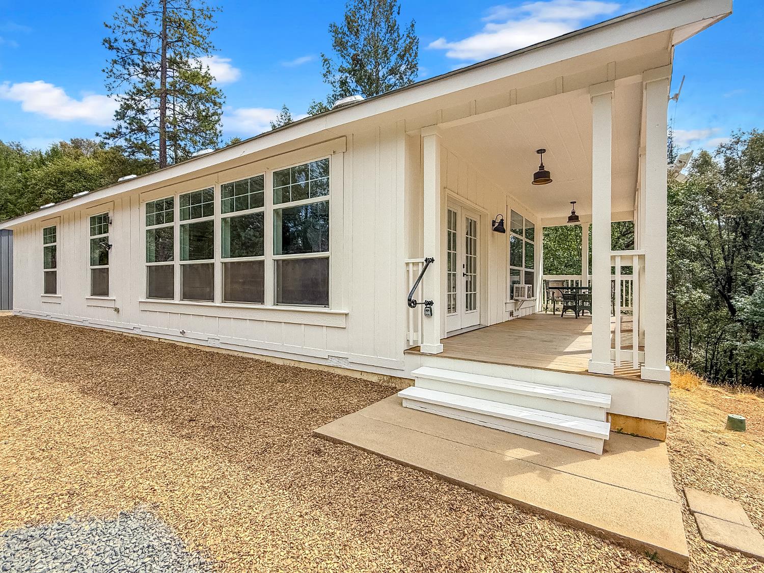 1750 Live Oak