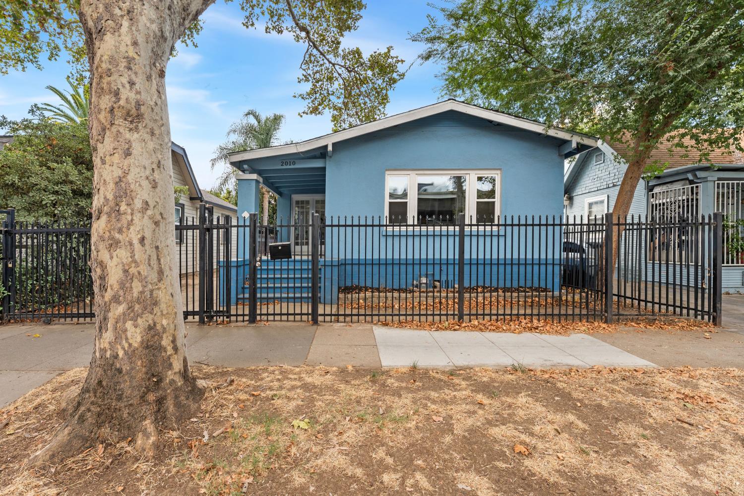 Property Photo 3