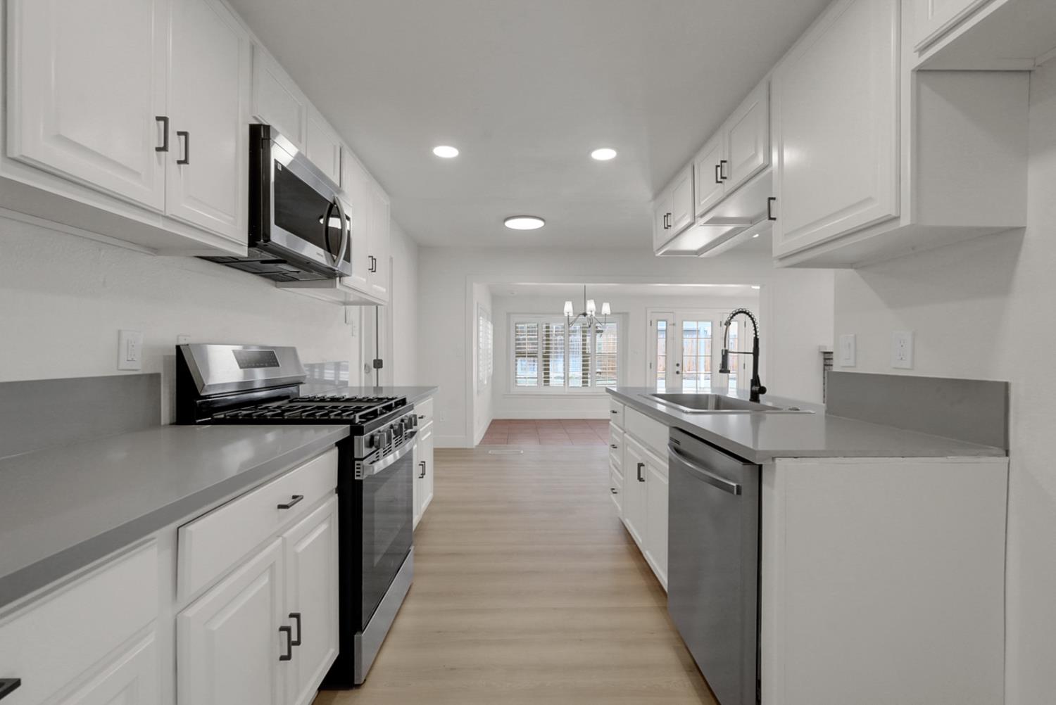 3420 Bridle Path Lane