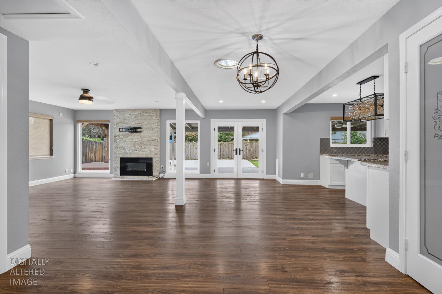7013 Glass Slipper Way