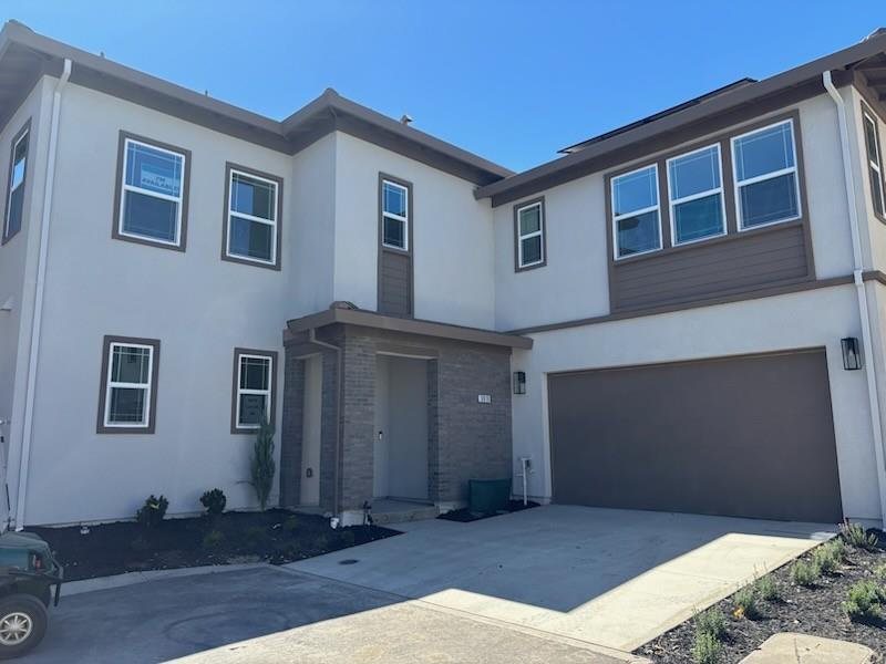 561085879_a67d1871-3fd6-4128-a089-c7c667d22ef9.jpg