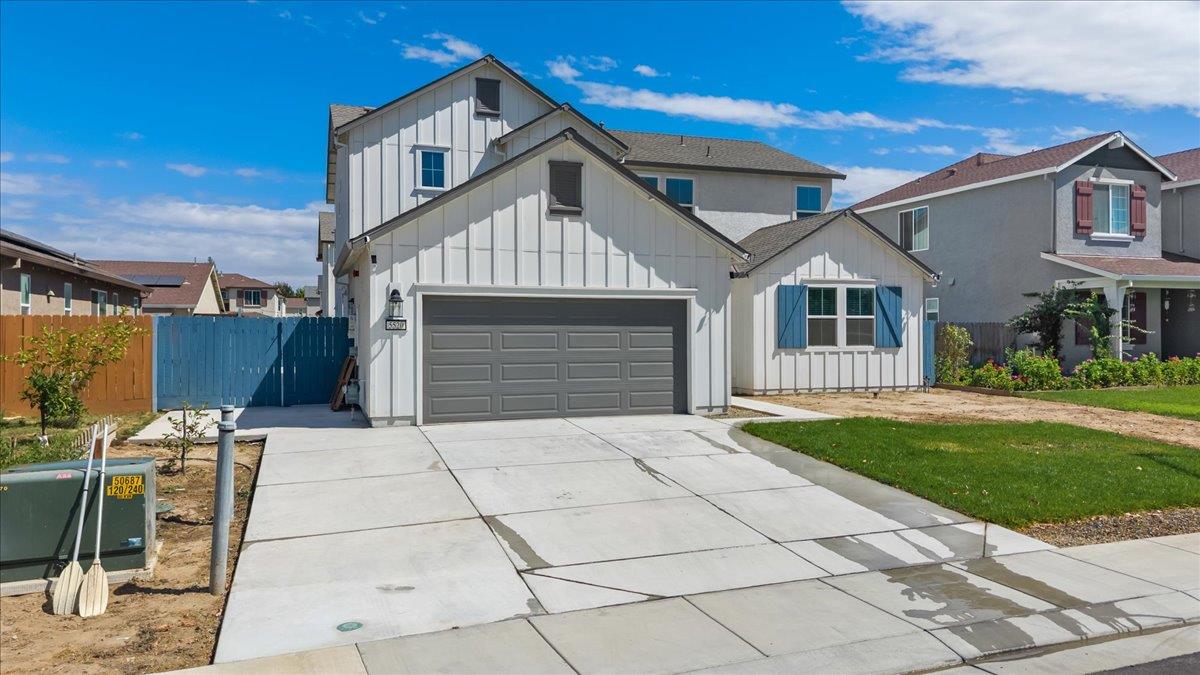 5520 Cora Way