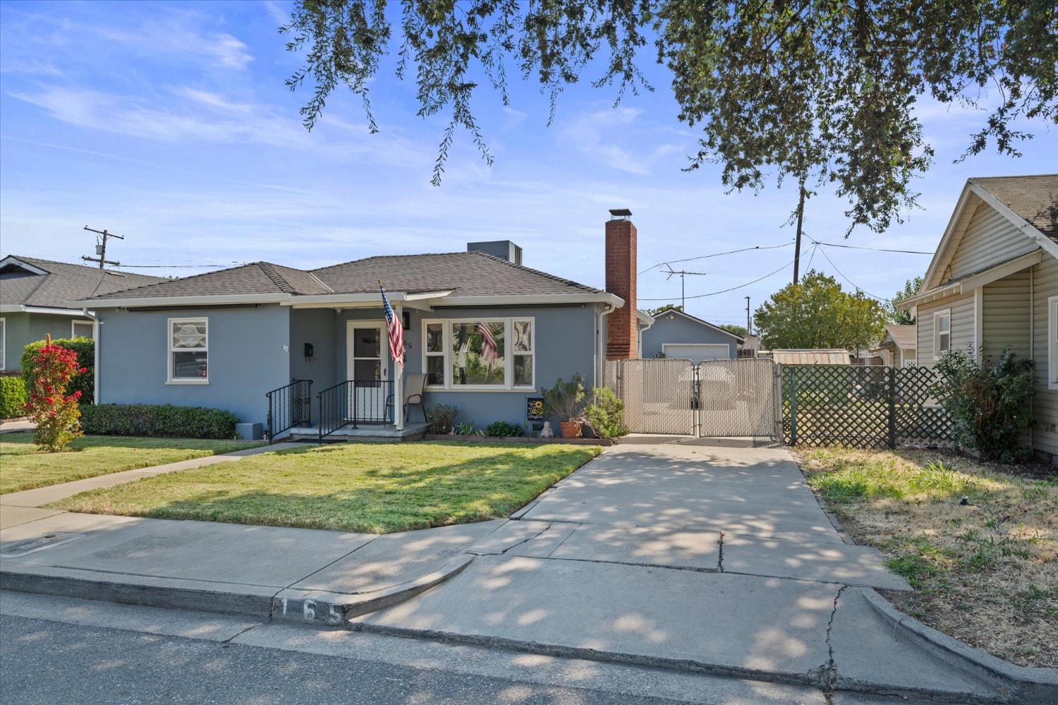 Property Photo 3