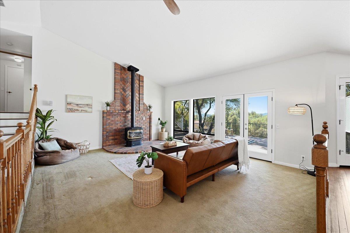 18566 Song Sparrow Court