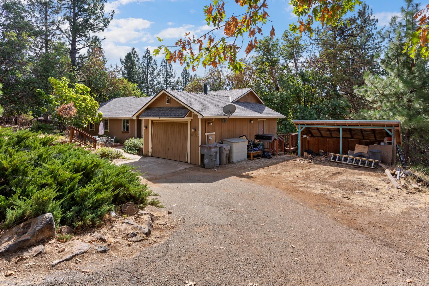 6177 Silverleaf Drive