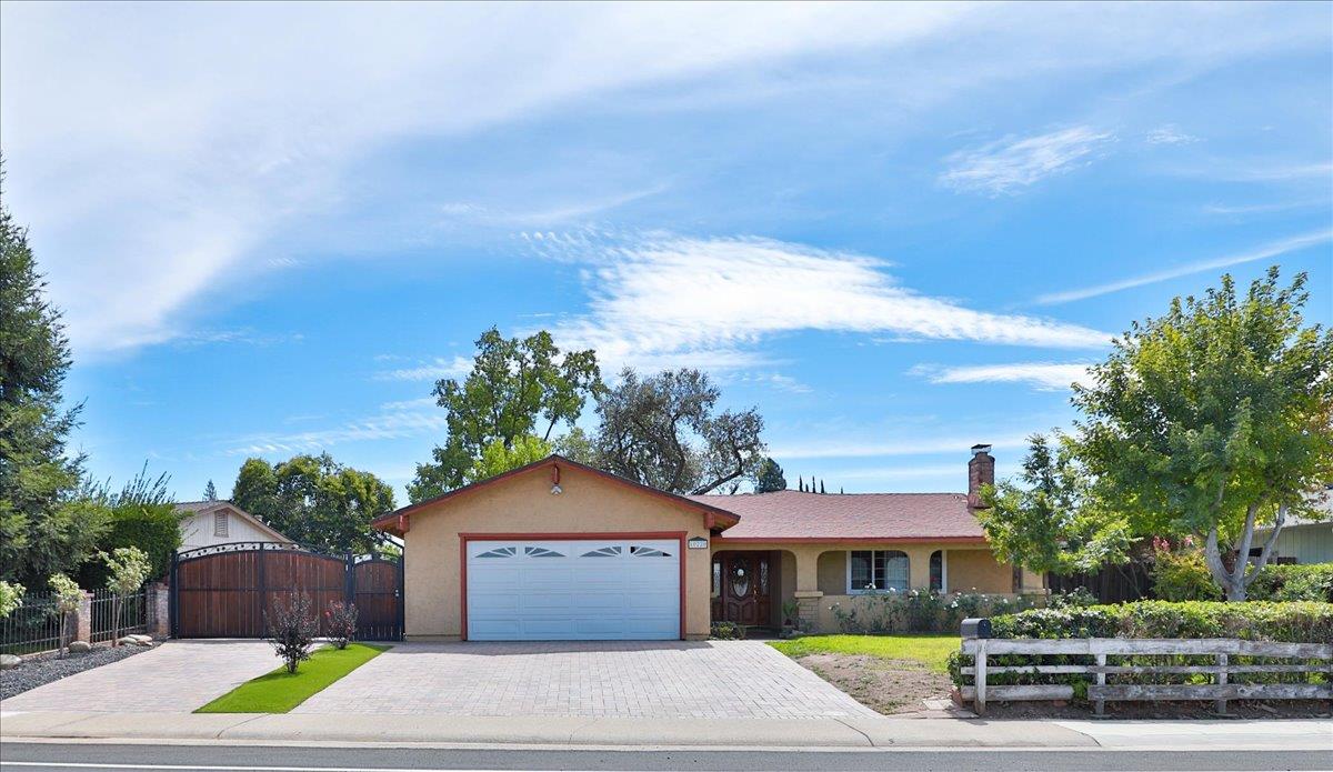 10220 Rockingham Drive