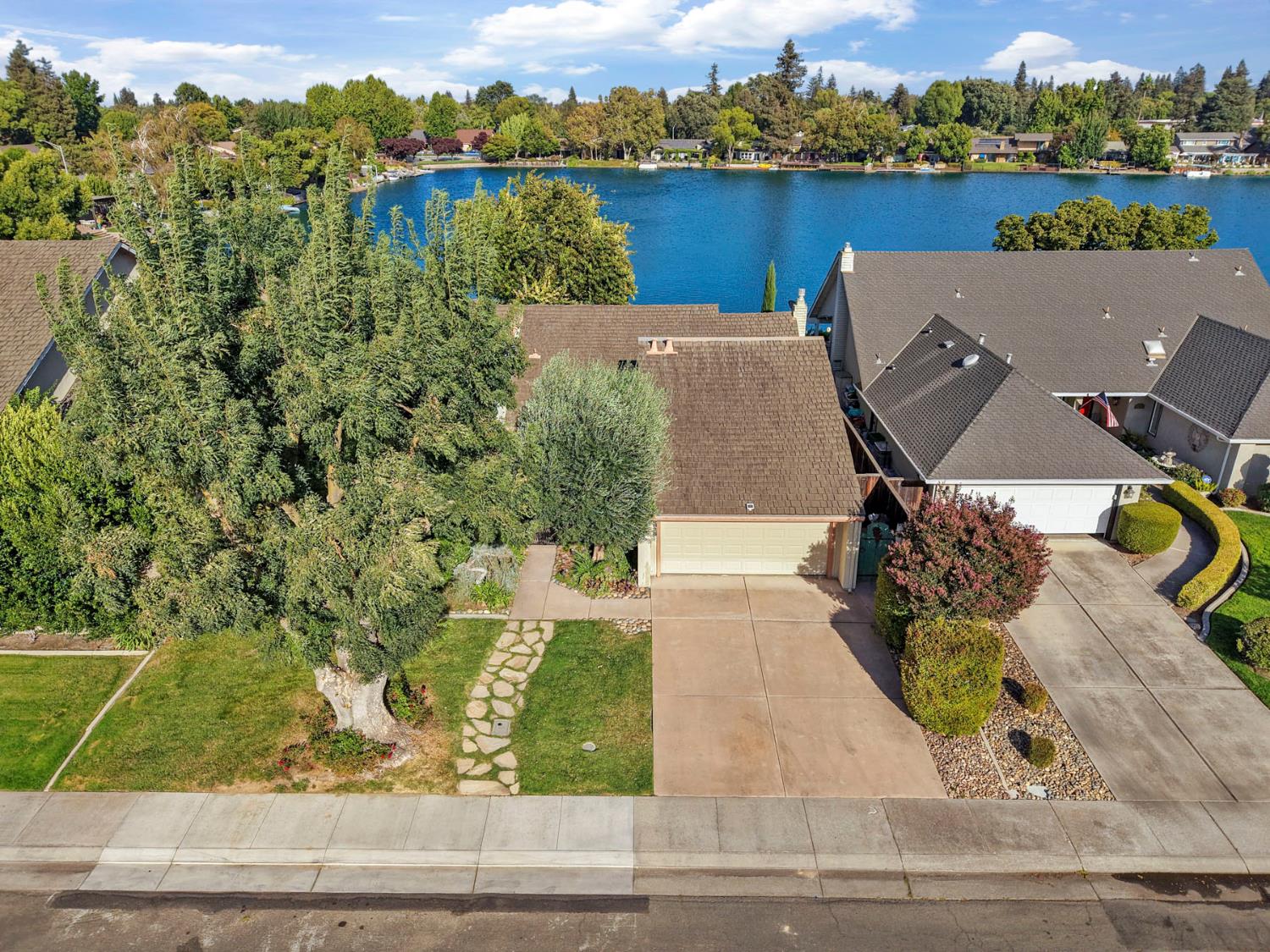 3828 Fort Donelson Drive