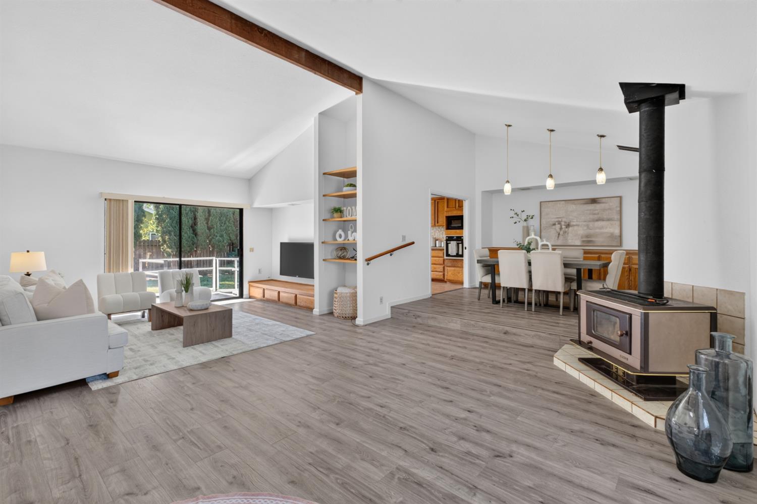 7264 Riverwind Way