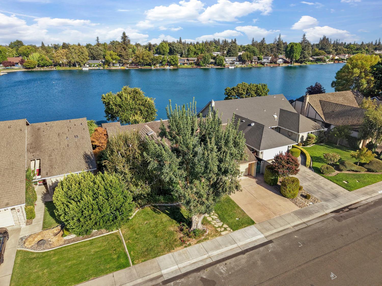 3828 Fort Donelson Drive