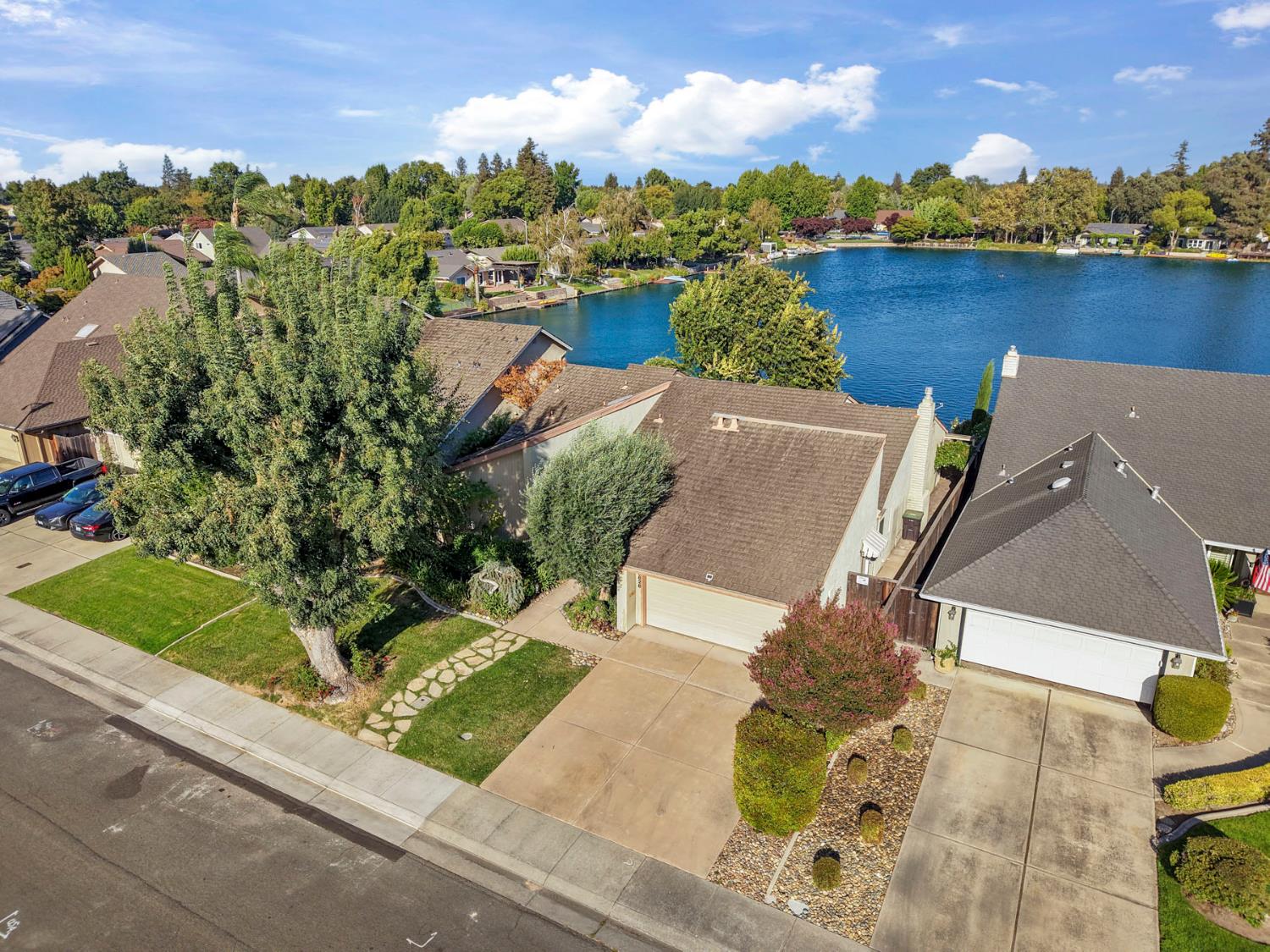 3828 Fort Donelson Drive