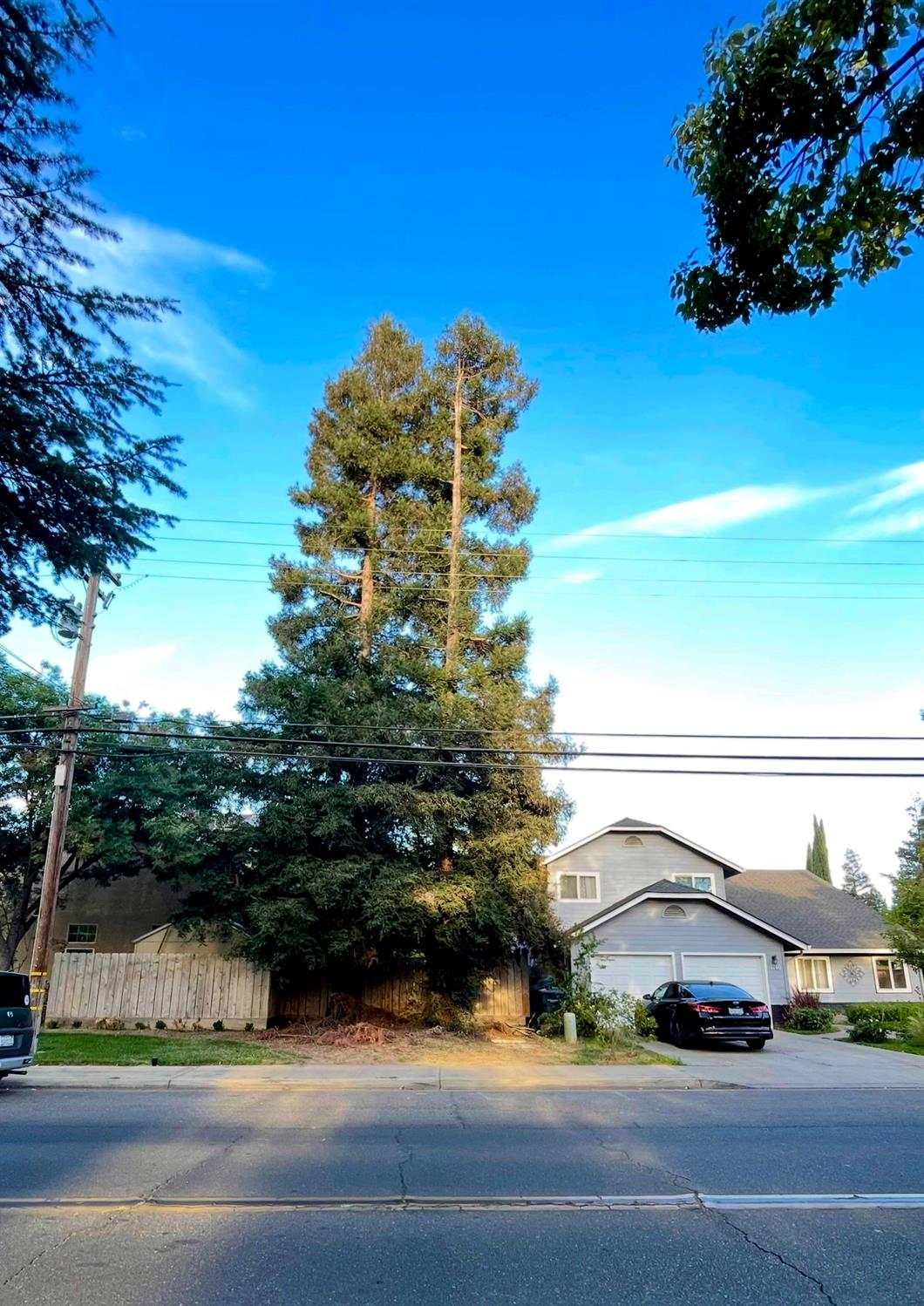 1740 N Berkeley Avenue