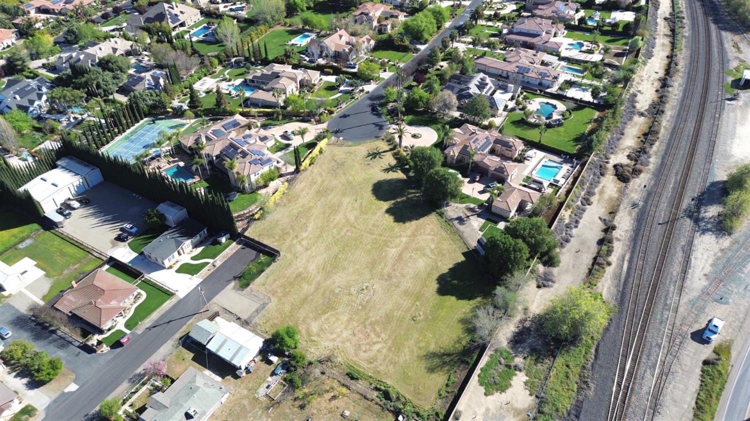 Front Image Thumbnail for ME226115455
