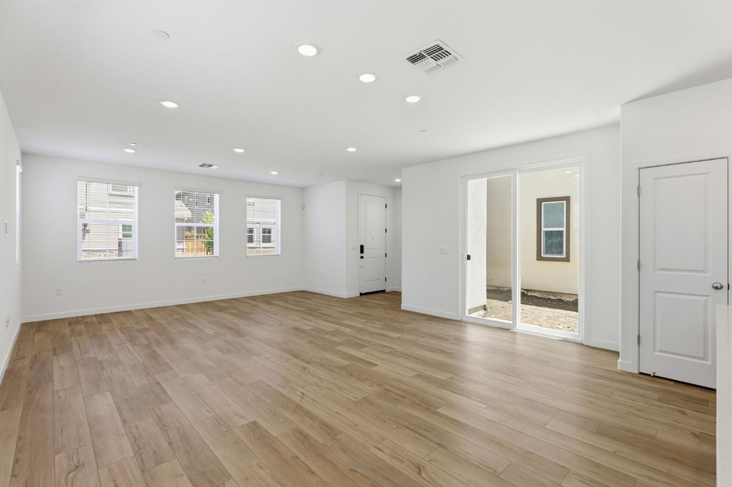 1001 Vanderbilt Terrace