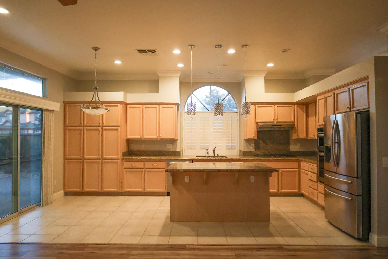 561223996_019d9605-1b4a-419b-8365-9f2bd3530962.jpg