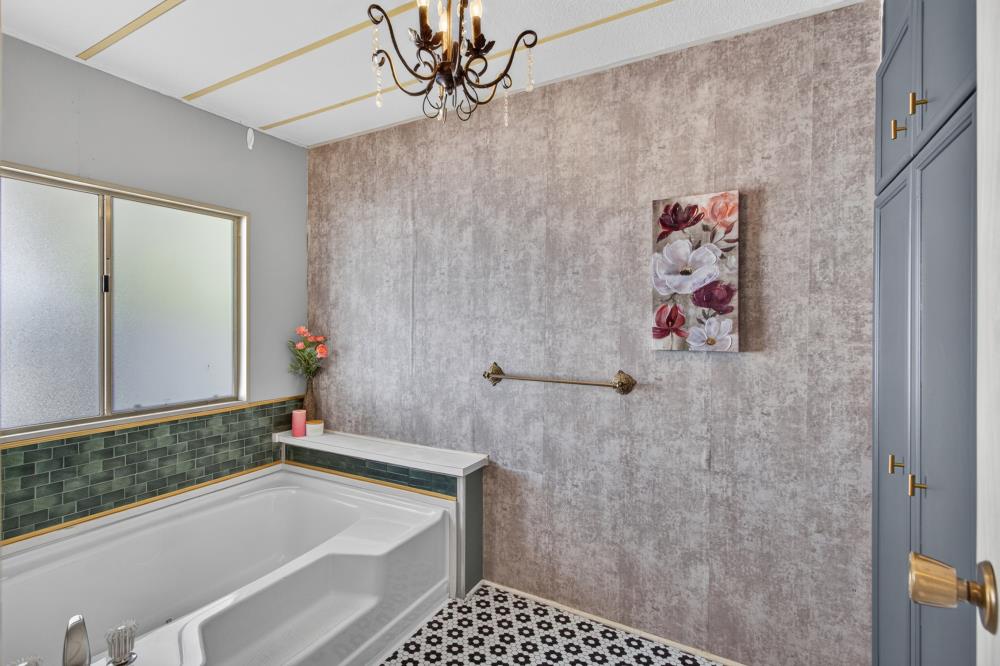 561224181_89737b2d-1881-4972-bf83-88657d118e32.jpg