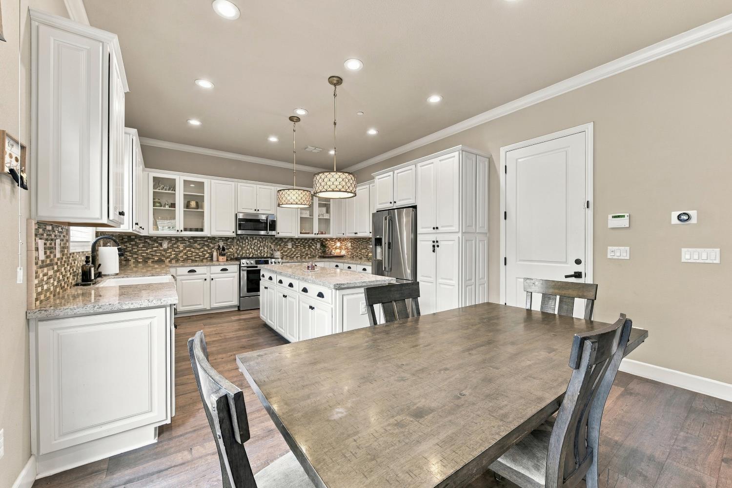 561225620_4f31f949-c3b3-42f2-914b-a2060773c9b8.jpg