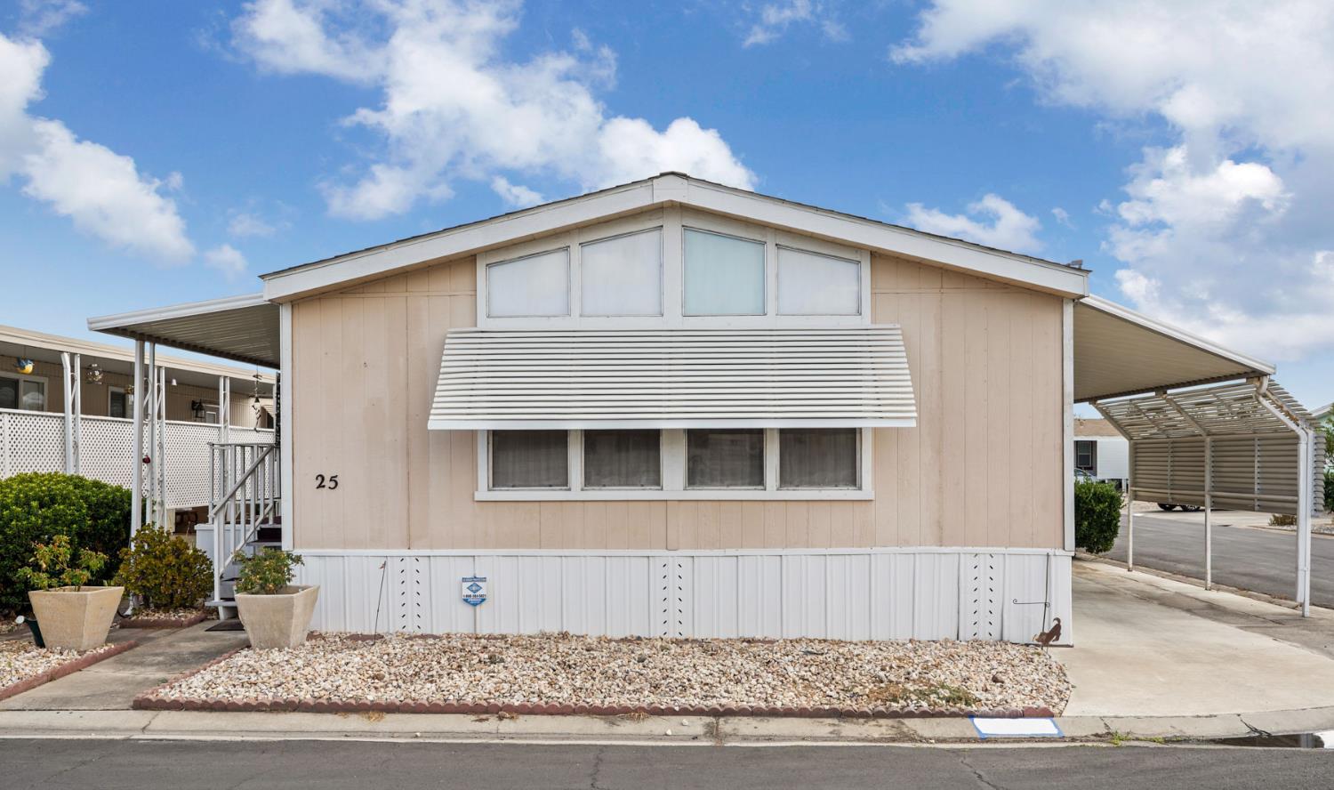 561225420_89ca602e-aee3-4437-9a7a-6a9bedbab9bf.jpg