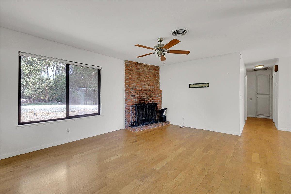 561226182_dfac7853-55c4-4b97-b211-189ce5795ceb.jpg