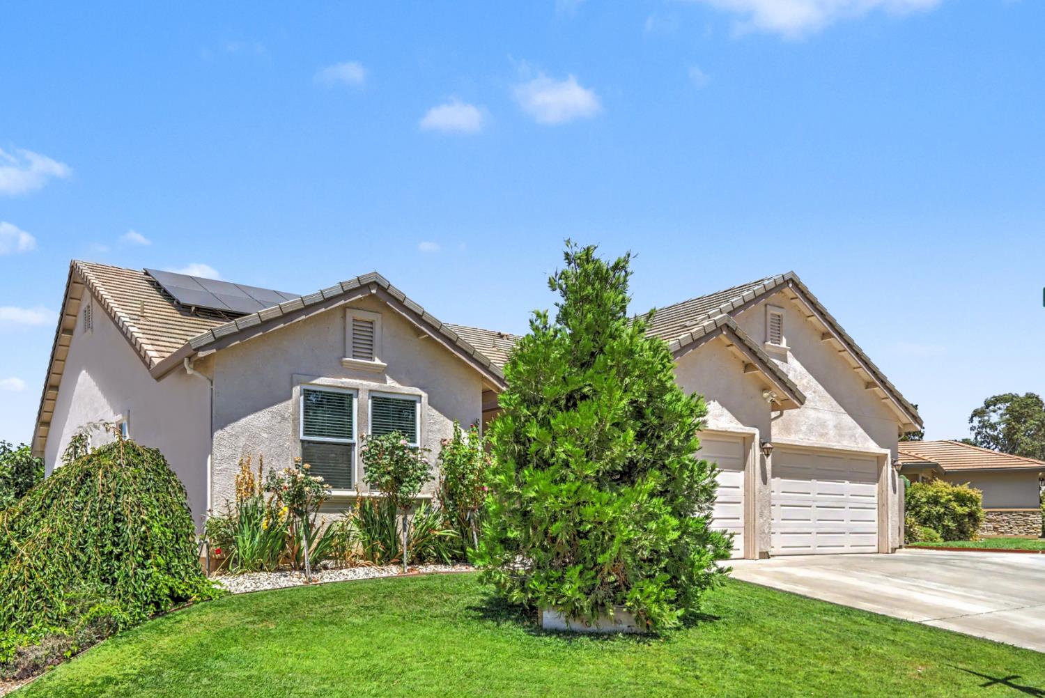 327 Manor Drive