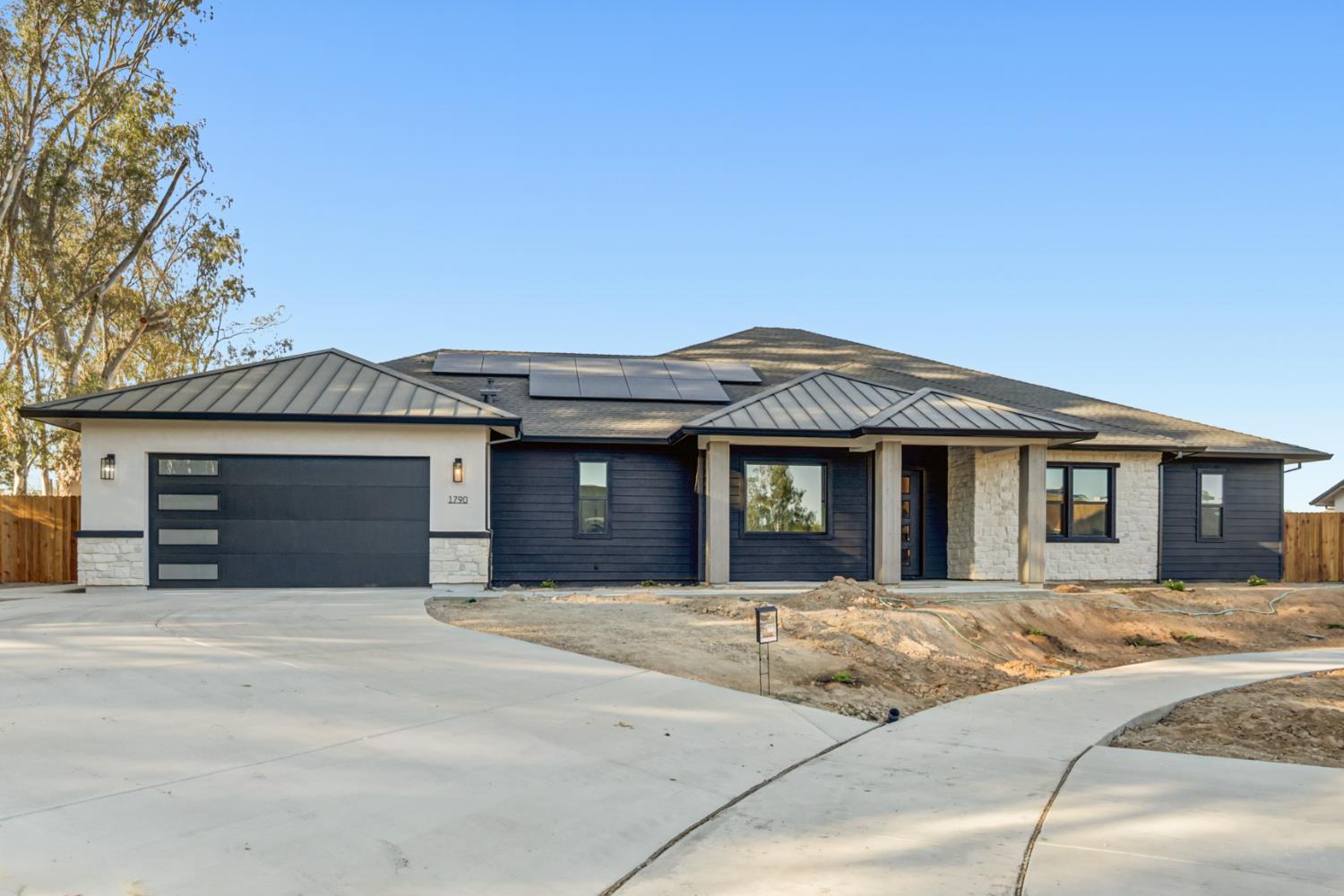 561054726_48767fa0-b2af-4527-b4a9-31662198abf4.jpg