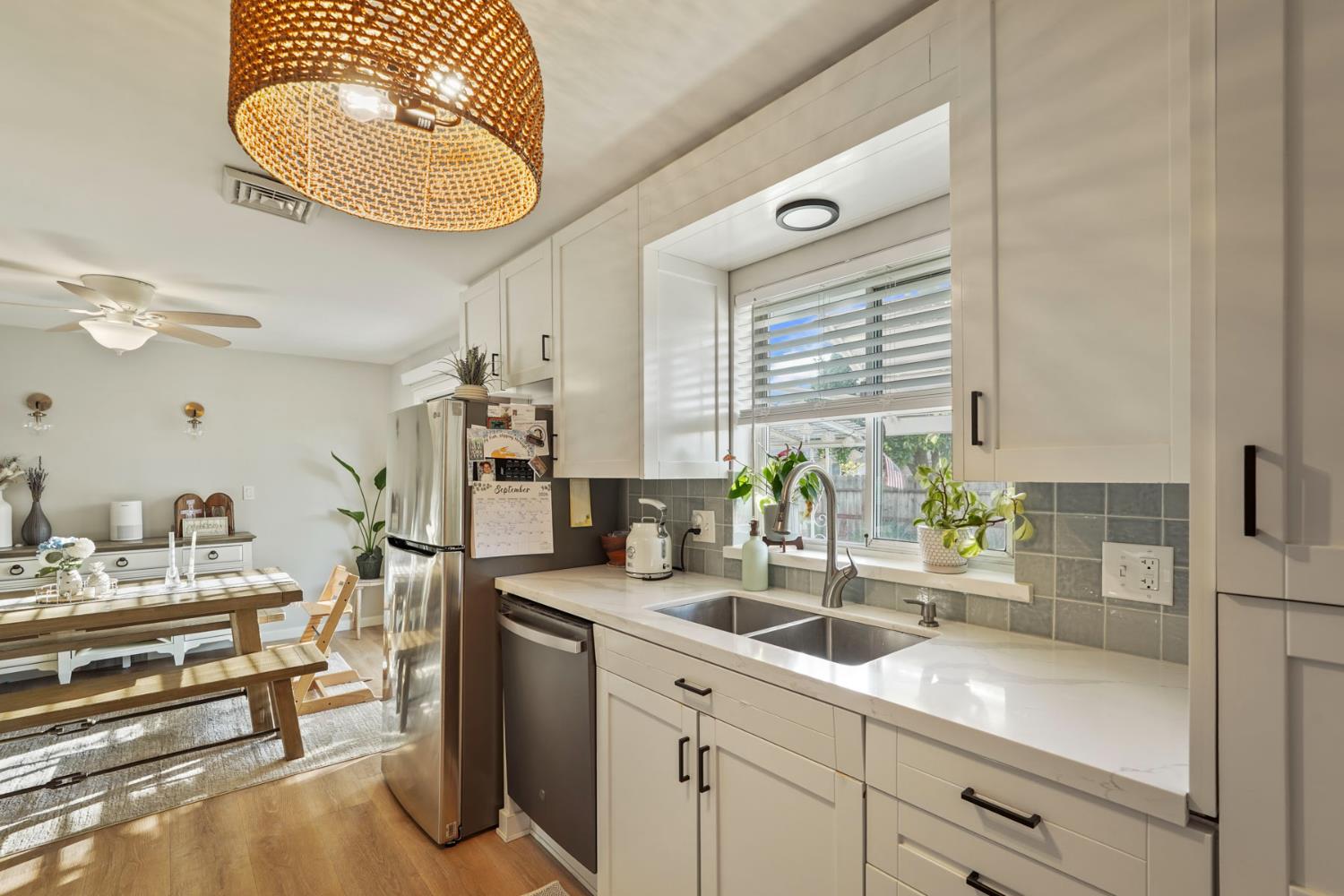 561227421_ba14038b-4e1e-4a2f-94c1-c0e06dbe0a2d.jpg