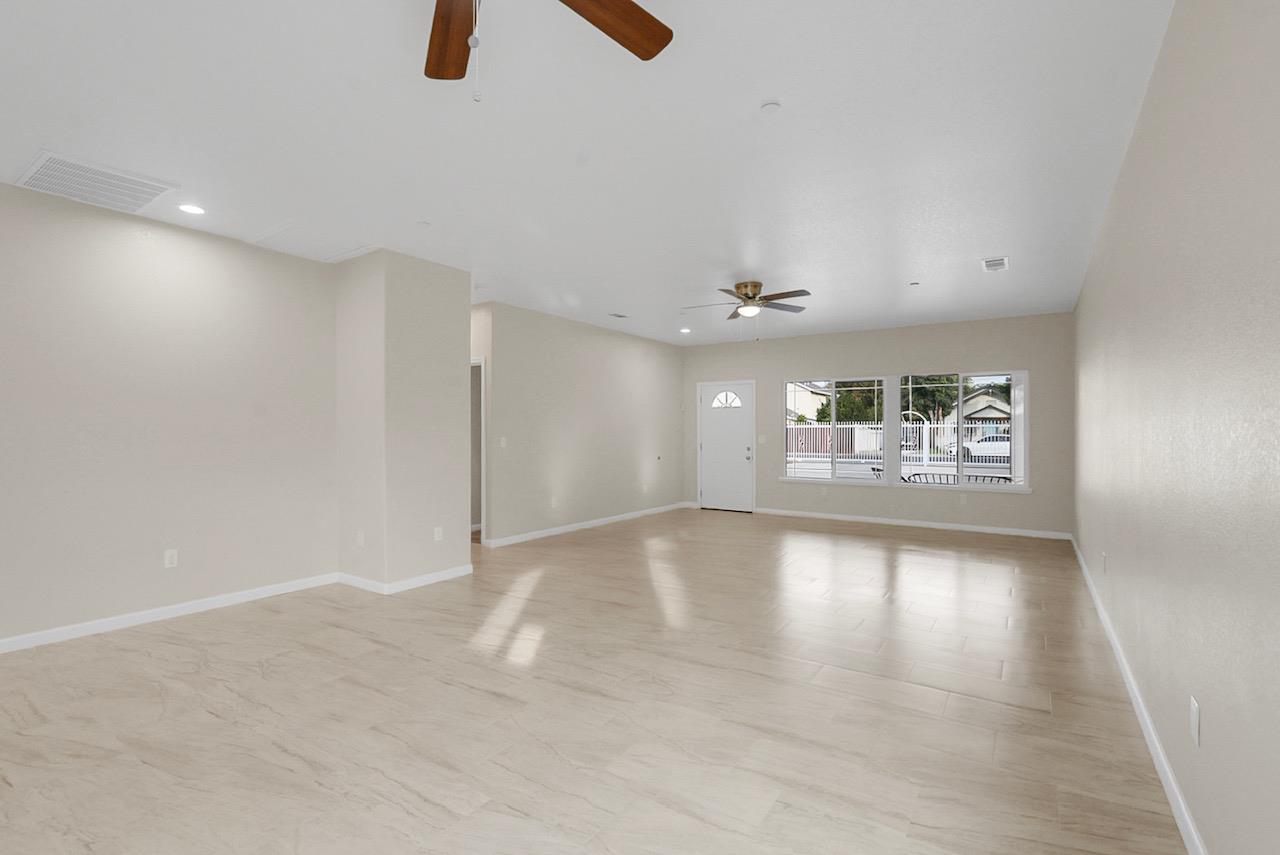 4630 Parks Avenue