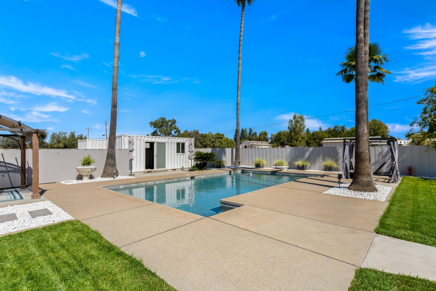 561227766_4c464783-6112-421b-a74d-02daf1dfa8ed.jpg