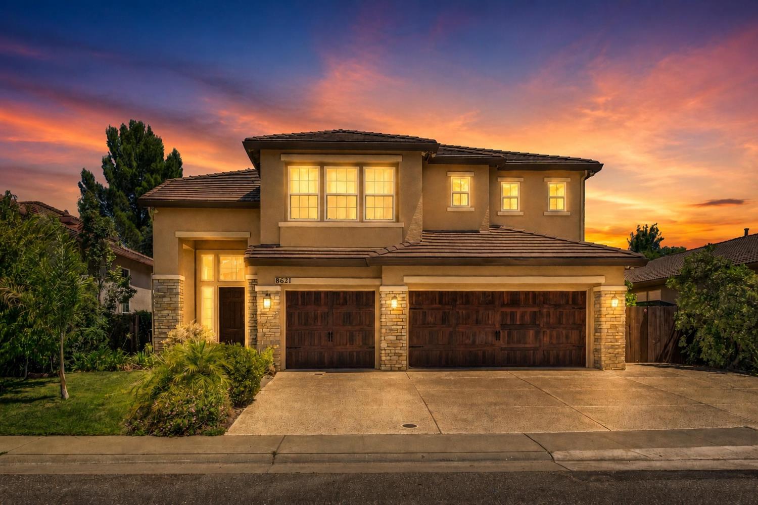 8621 Banton Circle