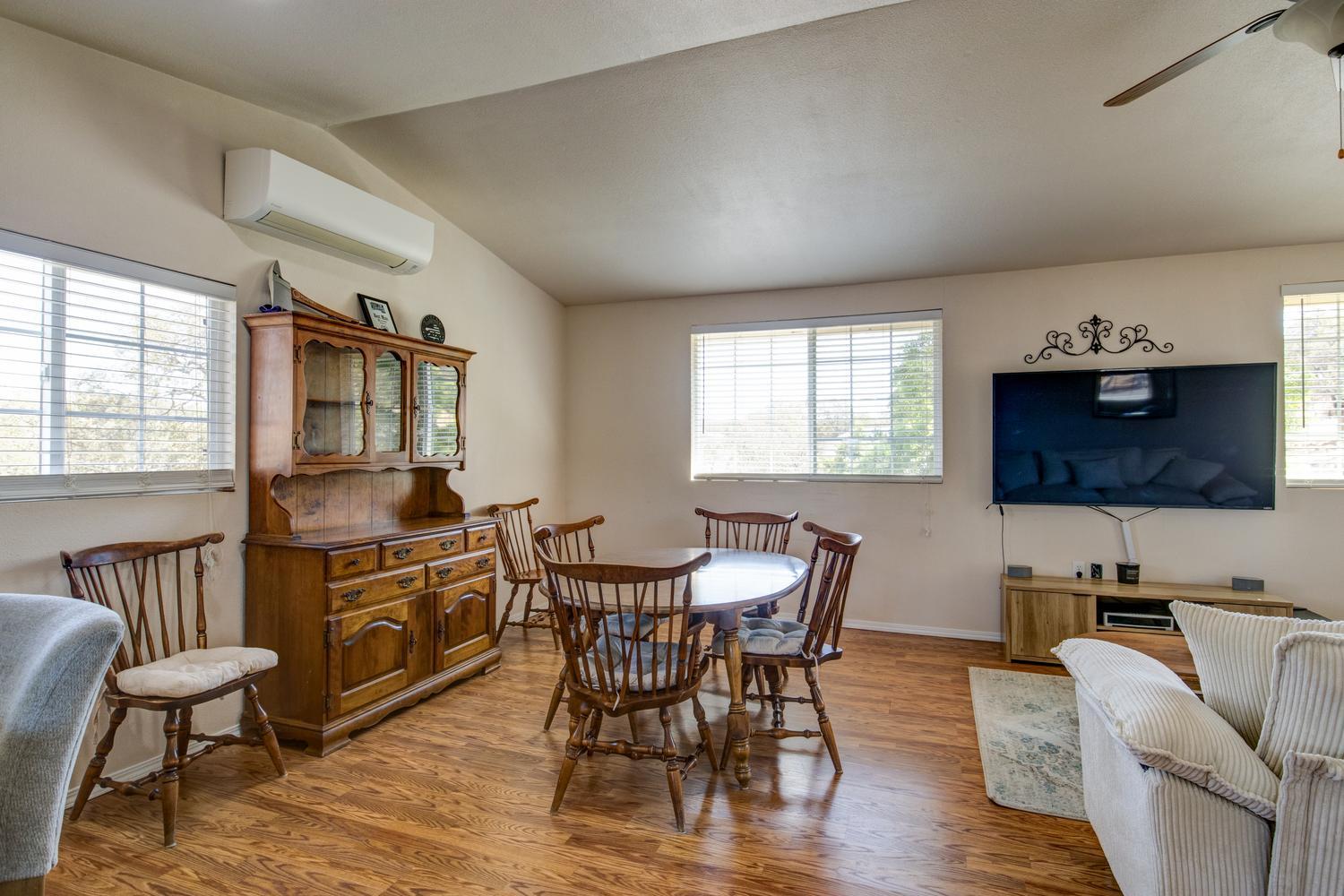 561226885_8c92ca53-fd4c-4215-bda8-3f6d8c271677.jpg